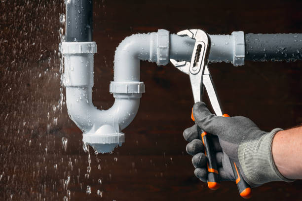 Professional Leak Detection technician working in Racine, WI